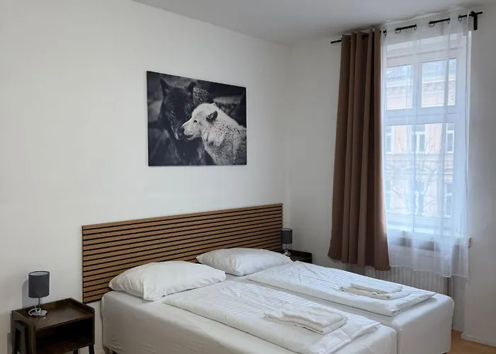 - Near Metro Station Apartment *